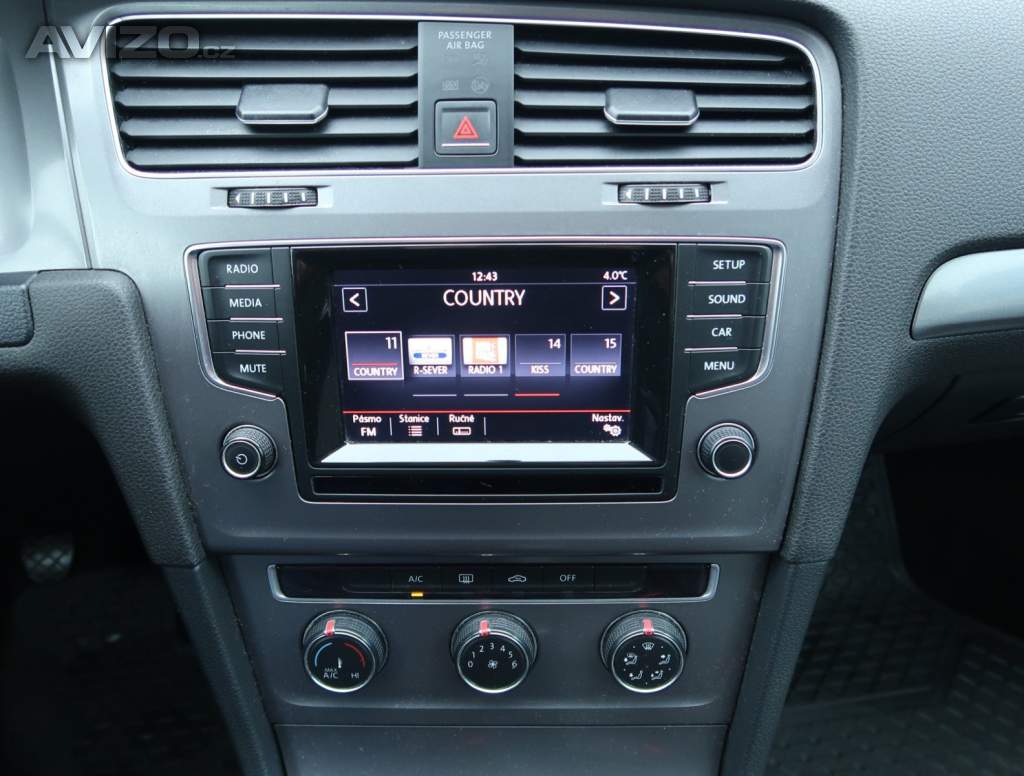 Foto inzerátu Volkswagen Golf 1.2 TSI