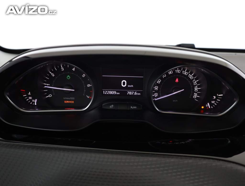 Foto inzerátu Peugeot 2008 1.2 PureTech