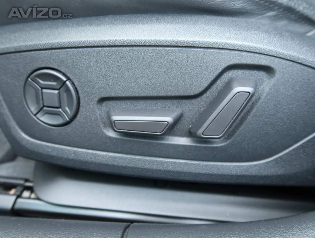 Foto inzerátu Audi A6 Allroad 50 TDI