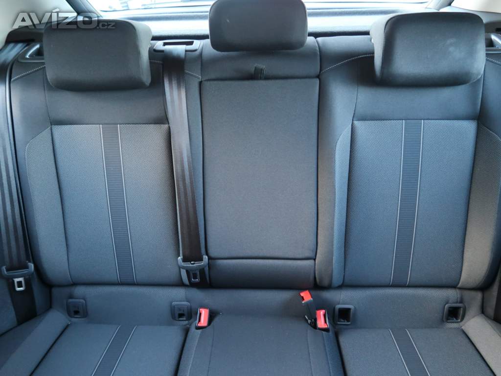 Foto inzerátu Volkswagen T-Roc 2.0 TDI