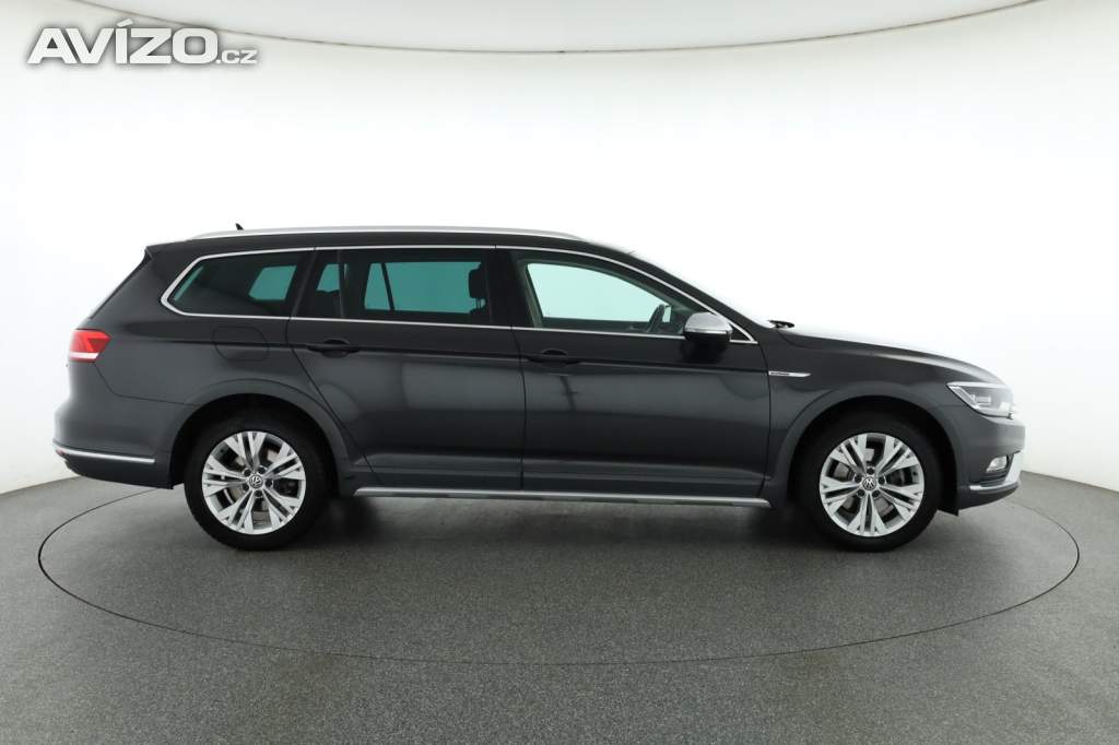 Foto inzerátu Volkswagen Passat 2.0 TDI