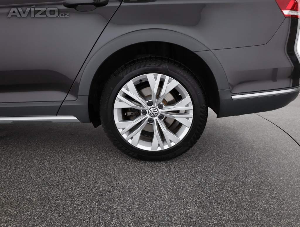 Foto inzerátu Volkswagen Passat 2.0 TDI