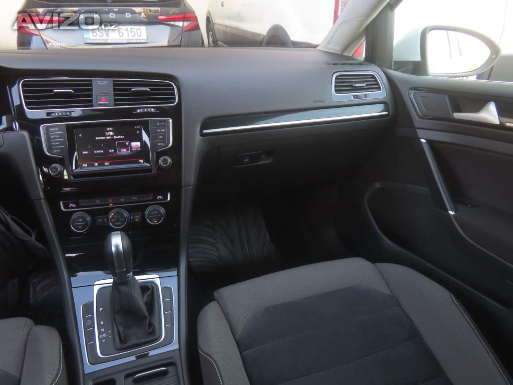 Foto inzerátu Volkswagen Golf 1.6 TDI