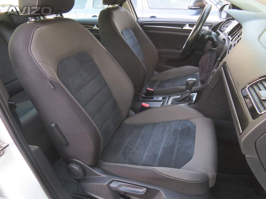 Foto inzerátu Volkswagen Golf 1.6 TDI