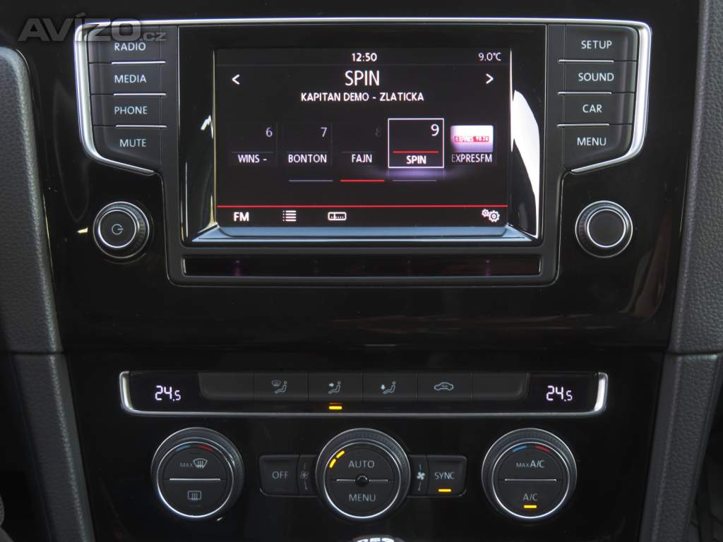 Foto inzerátu Volkswagen Golf 1.6 TDI