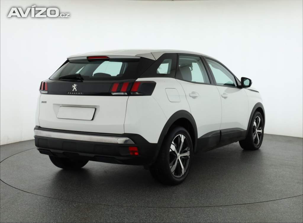 Foto inzerátu Peugeot 3008 1.2 PureTech