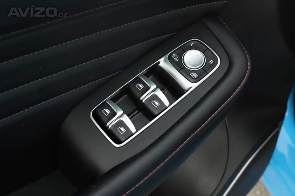 Foto inzerátu MG HS 1.5 TGI