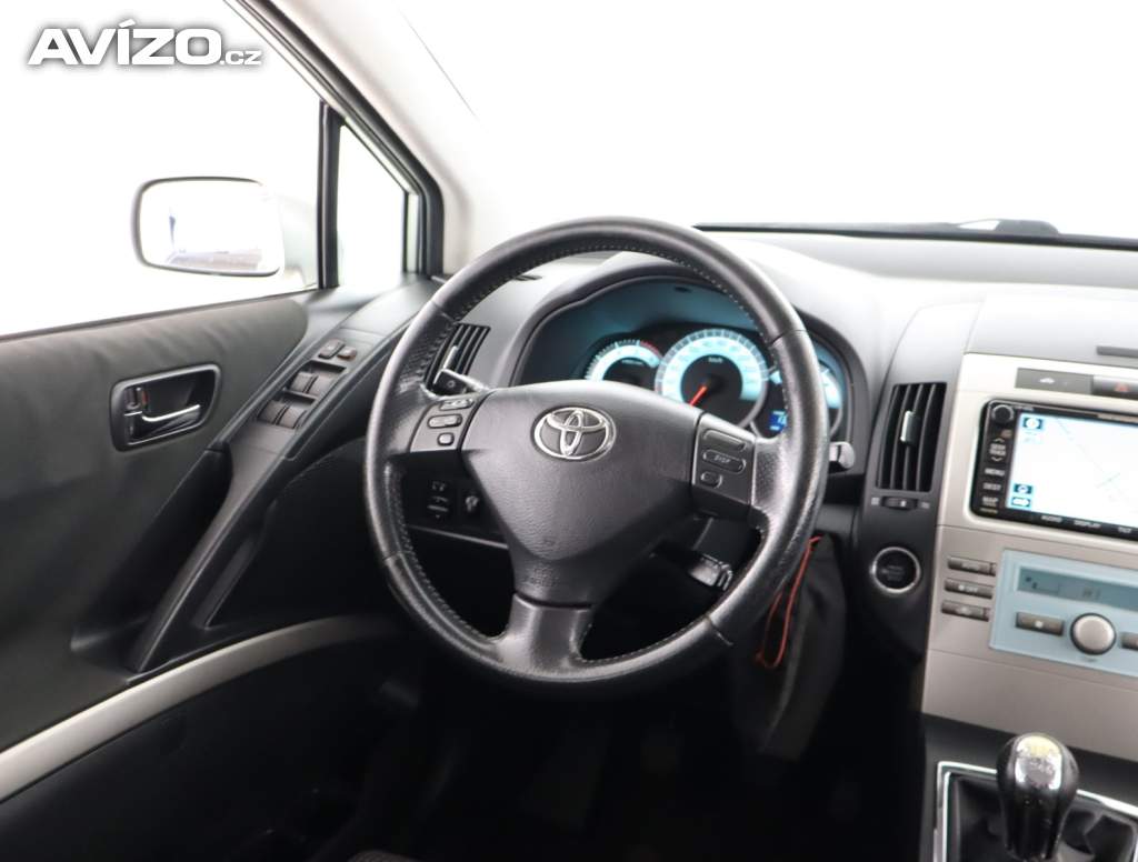 Foto inzerátu Toyota Corolla 2.2 D-4D