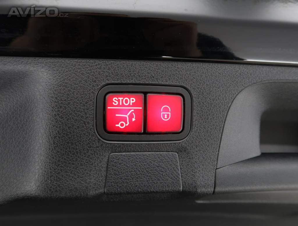 Foto inzerátu Mercedes-Benz CLA 200