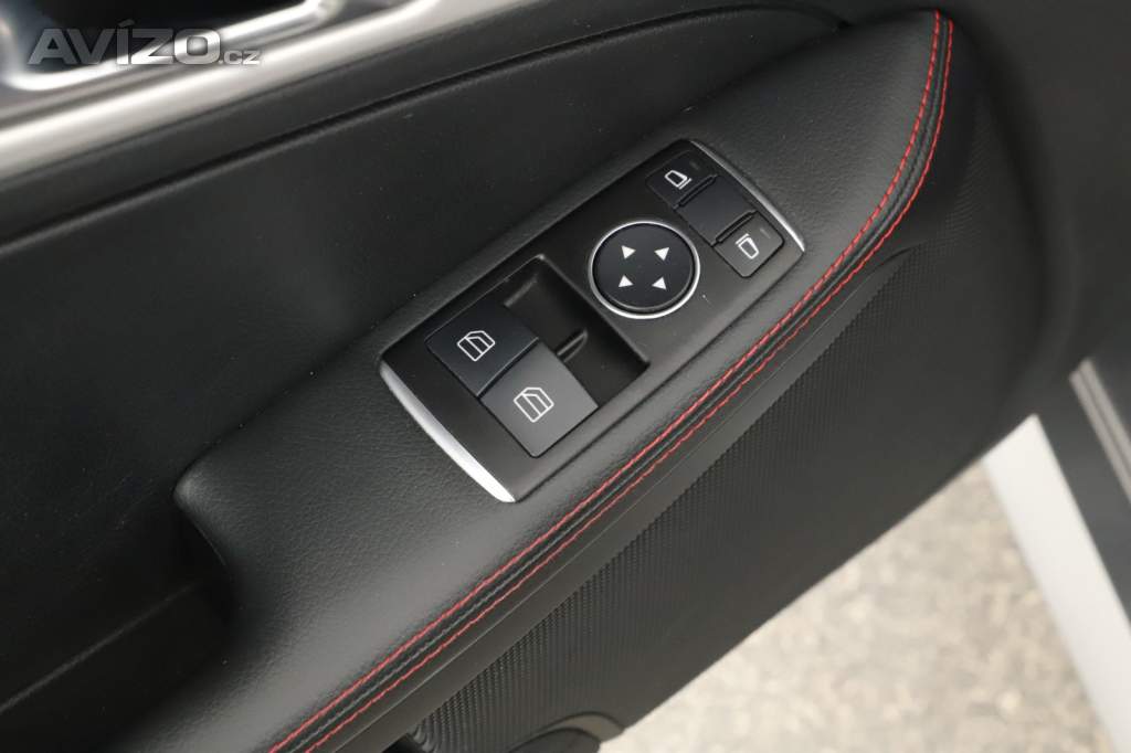 Foto inzerátu Mercedes-Benz SLK 200 Kompressor