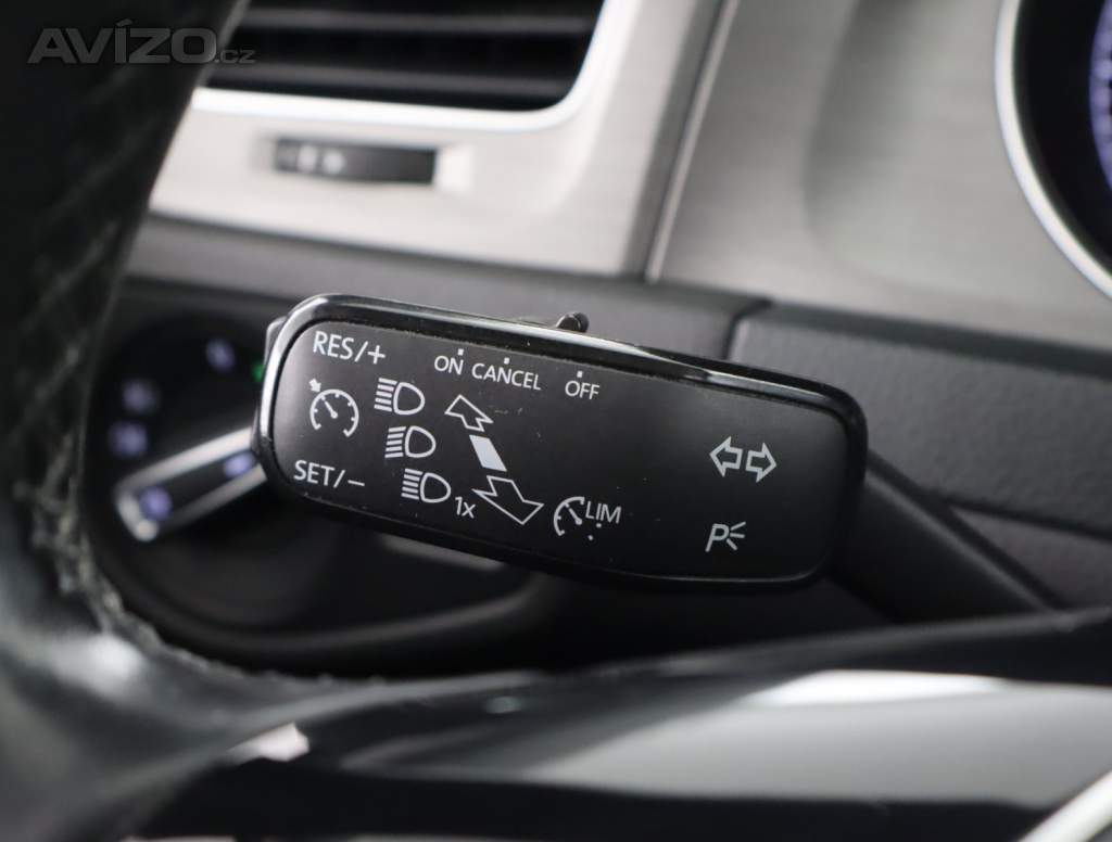 Foto inzerátu Volkswagen Golf 1.4 TSI