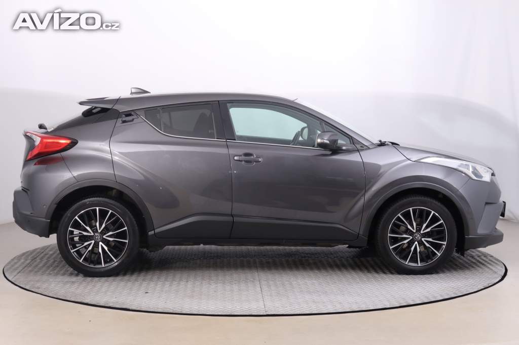 Foto inzerátu Toyota C-HR 1.2 Turbo