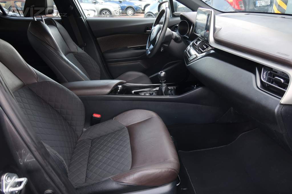 Foto inzerátu Toyota C-HR 1.2 Turbo