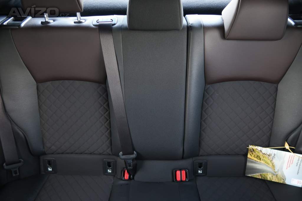 Foto inzerátu Toyota C-HR 1.2 Turbo