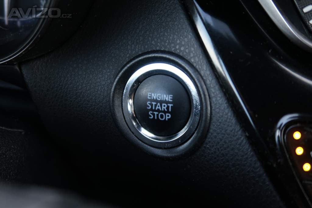 Foto inzerátu Toyota C-HR 1.2 Turbo