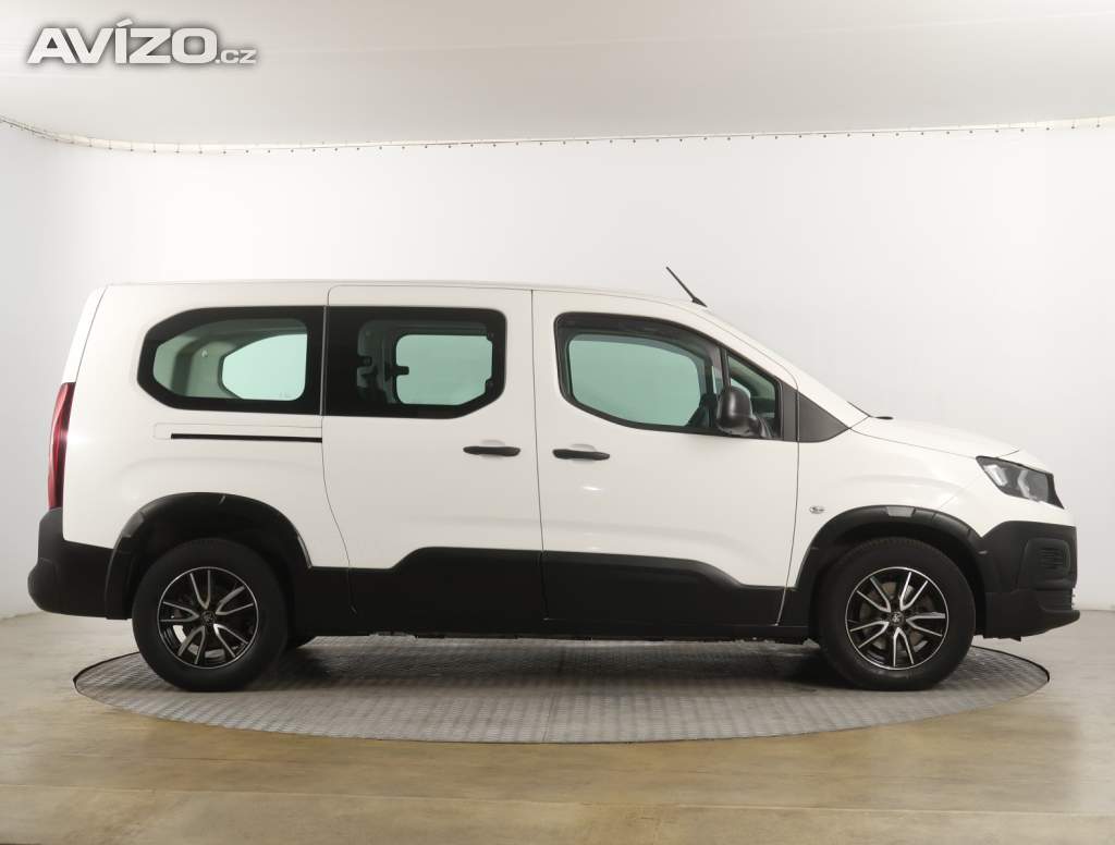 Foto inzerátu Peugeot Rifter 1.2 PureTech