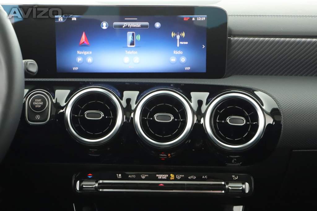 Foto inzerátu Mercedes-Benz CLA 200