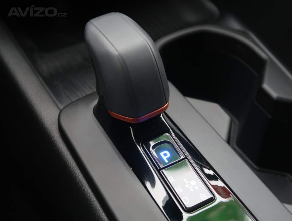 Foto inzerátu Toyota C-HR 1.8 Hybrid