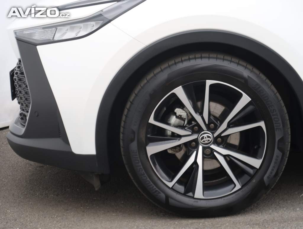 Foto inzerátu Toyota C-HR 1.8 Hybrid