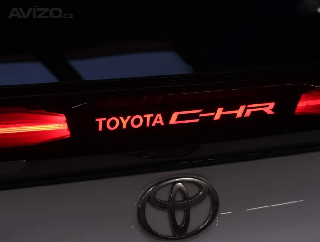 Foto inzerátu Toyota C-HR 1.8 Hybrid