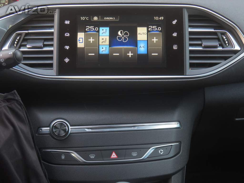 Foto inzerátu Peugeot 308 1.6 BlueHDi