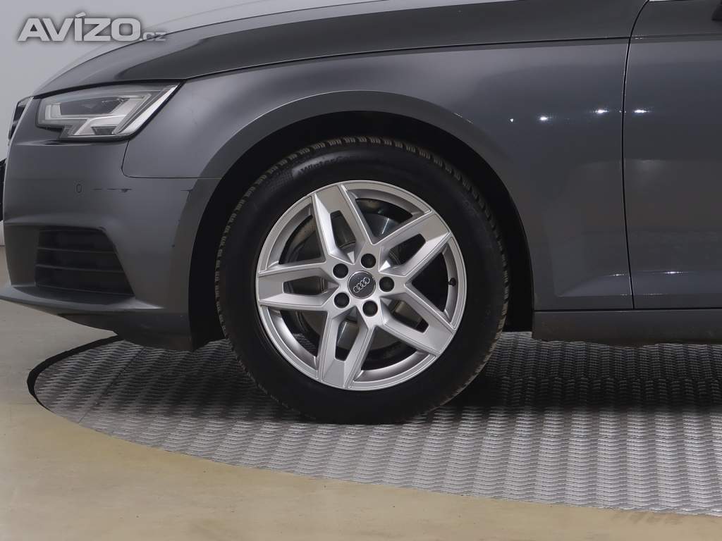 Foto inzerátu Audi A4 2.0 TDI