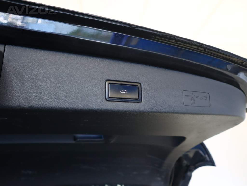 Foto inzerátu Volkswagen Golf 2.0 TDI