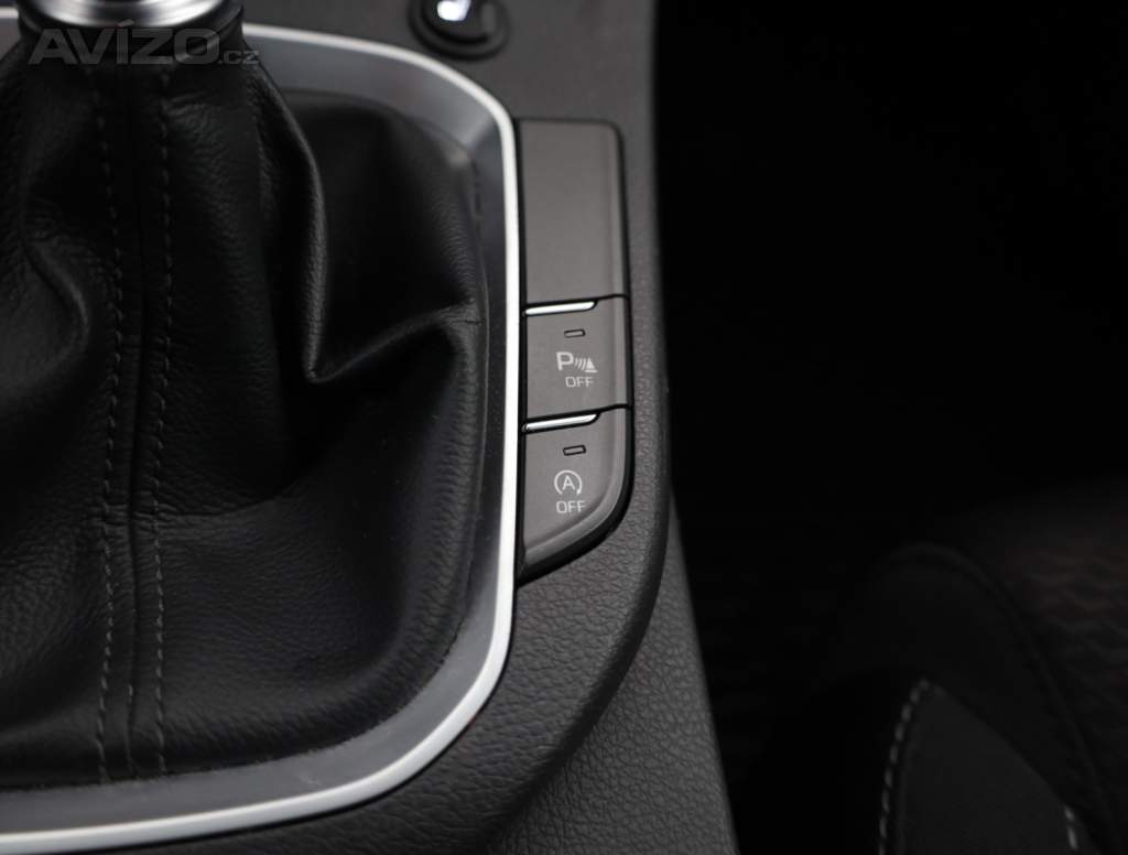 Foto inzerátu Hyundai i30 Fastback 1.0 T-GDI