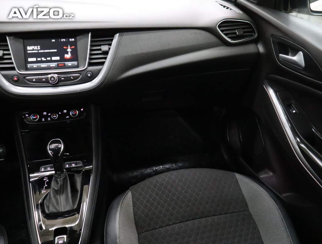 Foto inzerátu Opel Grandland 1.2 Turbo