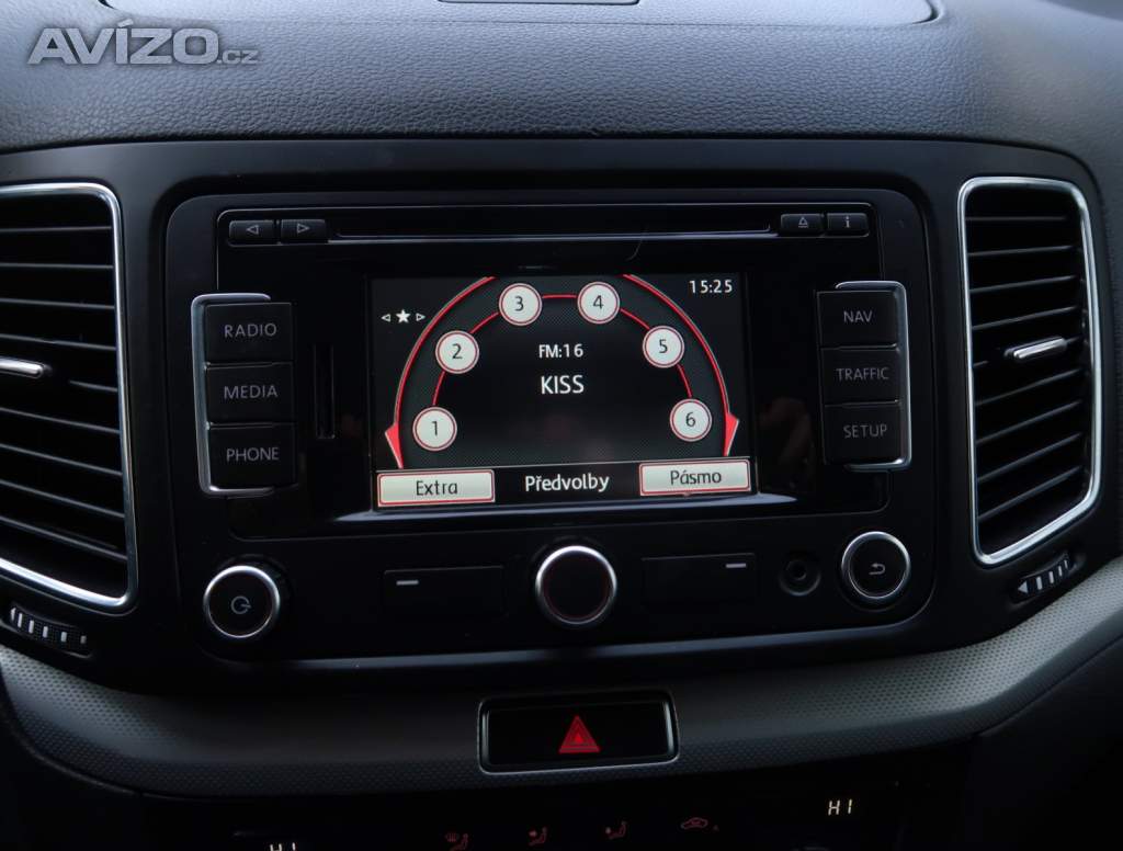 Foto inzerátu Volkswagen Sharan 2.0 TDI