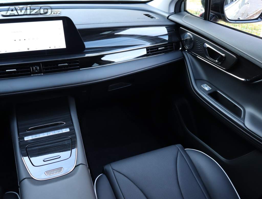 Foto inzerátu Omoda 5 1.6 T