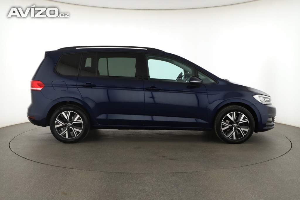 Foto inzerátu Volkswagen Touran 1.5 TSI