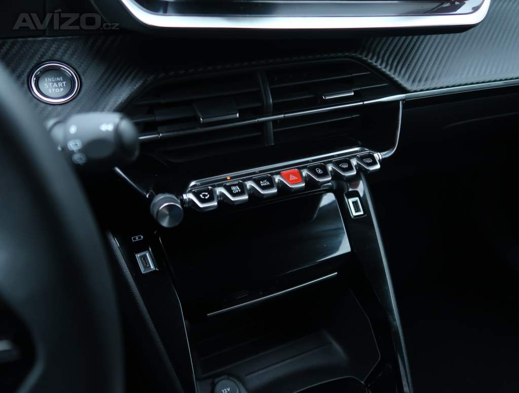 Foto inzerátu Peugeot 2008 1.2 PureTech