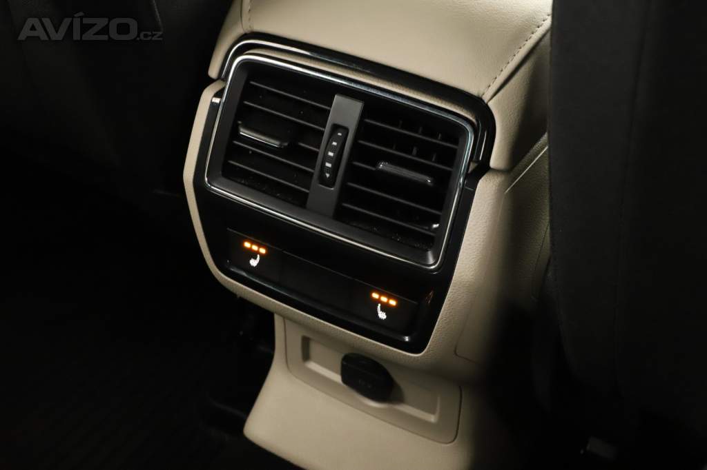 Foto inzerátu Škoda Karoq 1.5 TSI