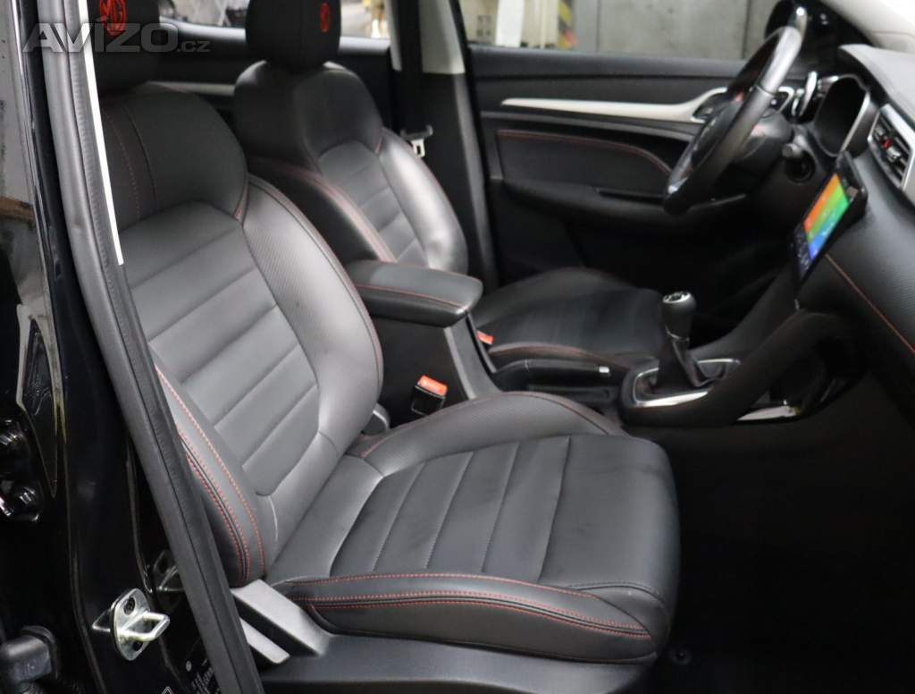 Foto inzerátu MG ZS SUV 1.0 Turbo