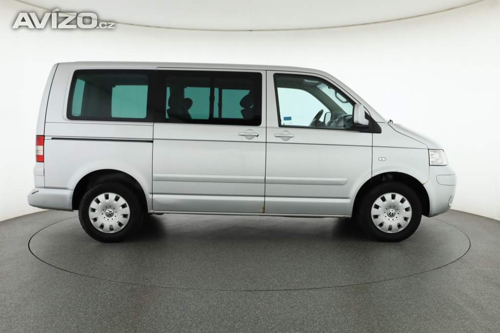 Foto inzerátu Volkswagen Multivan 2.5 TDI