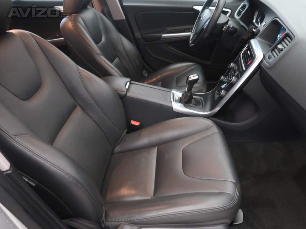 Foto inzerátu Volvo V60 D2 2.0