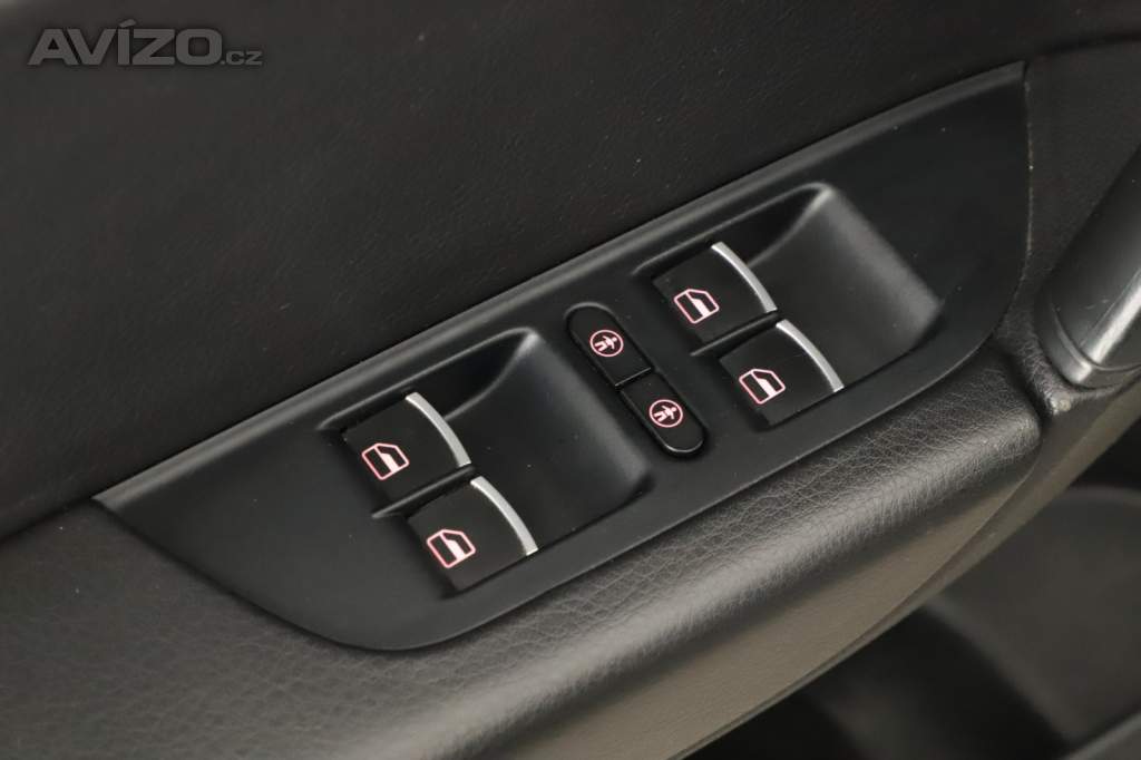 Foto inzerátu Volkswagen Touareg 3.0 TDI