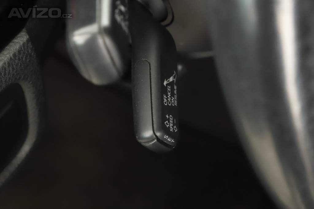 Foto inzerátu Volkswagen Touareg 3.0 TDI