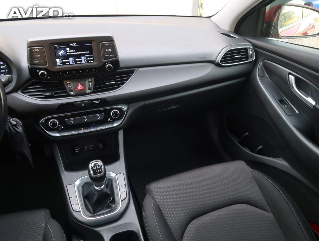 Foto inzerátu Hyundai i30 Fastback 1.0 T-GDI
