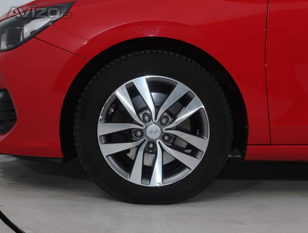 Foto inzerátu Hyundai i30 Fastback 1.0 T-GDI