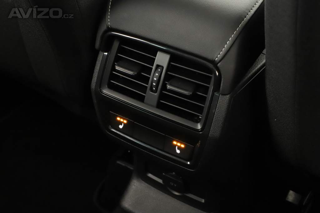 Foto inzerátu Škoda Karoq 1.5 TSI