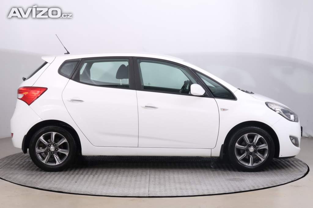 Foto inzerátu Hyundai ix20 1.6 CVVT