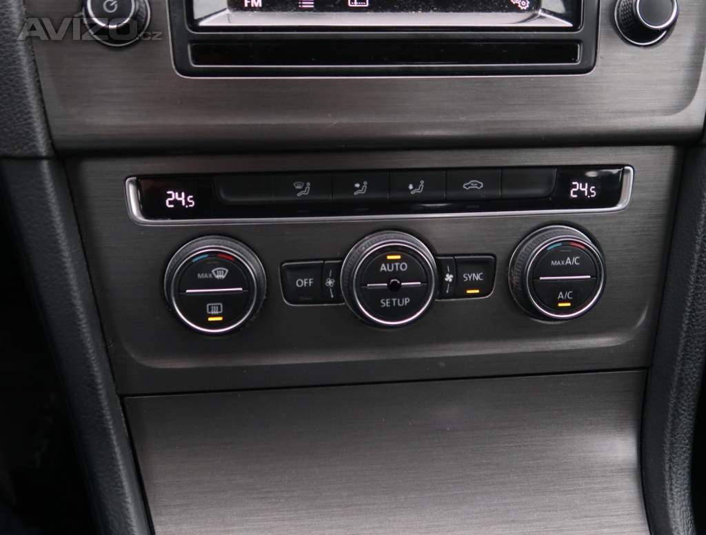 Foto inzerátu Volkswagen Golf 1.2 TSI