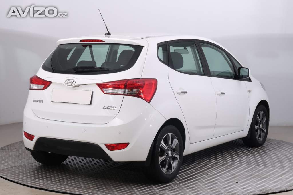 Foto inzerátu Hyundai ix20 1.6 CVVT