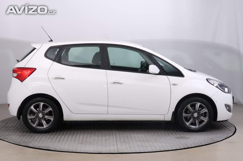 Foto inzerátu Hyundai ix20 1.6 CVVT