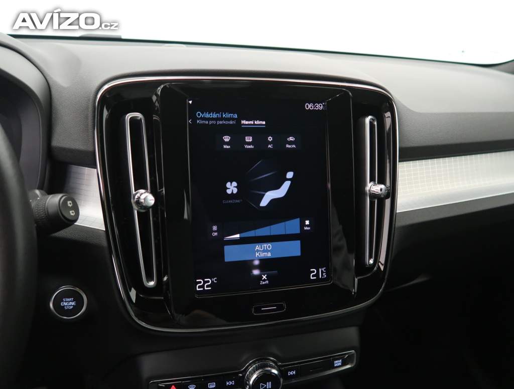 Foto inzerátu Volvo XC40 B4