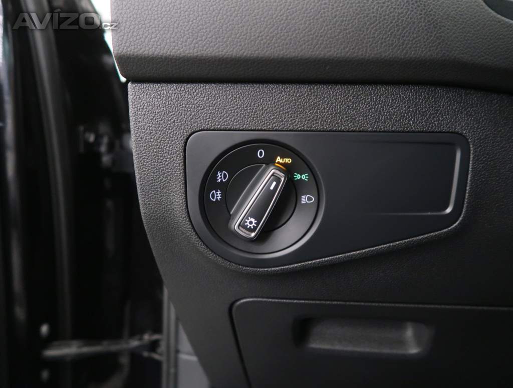 Foto inzerátu Volkswagen Tiguan 1.5 TSI