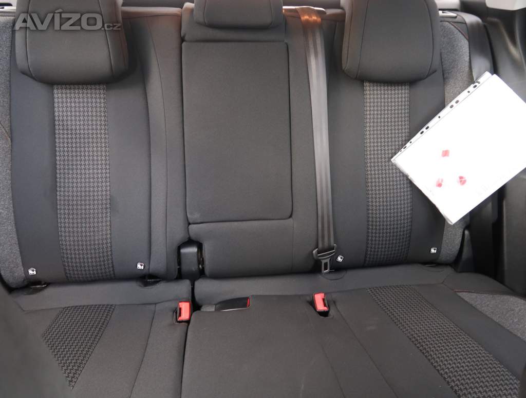 Foto inzerátu Peugeot 3008 1.2 PureTech