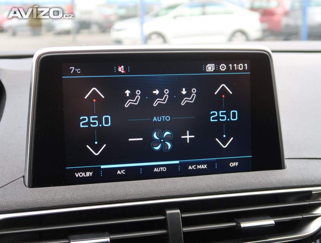 Foto inzerátu Peugeot 3008 1.2 PureTech